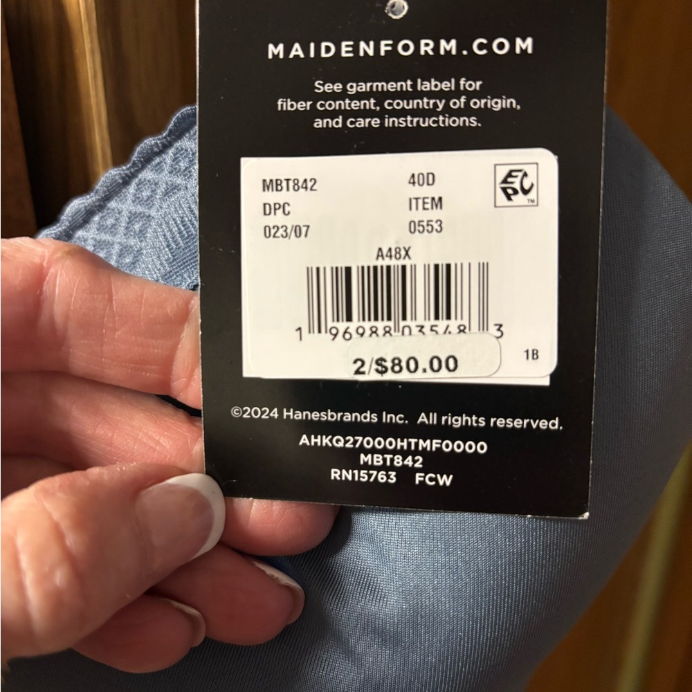 Maidenform 2 pack 40D Wireless T-Shirt Bras- tan plain & Blue w/ lace trim
